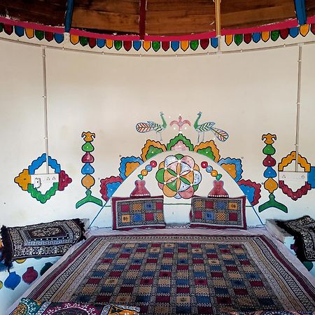 White Land Villagestay Dhordo المظهر الخارجي الصورة